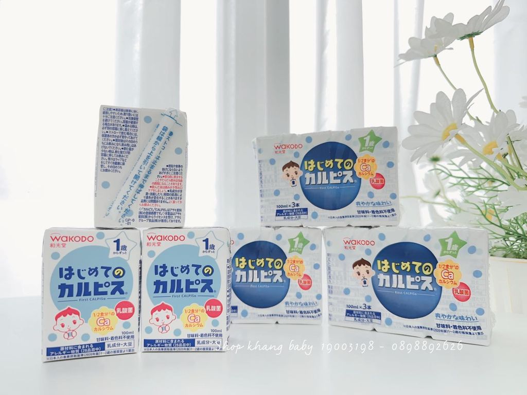 Sữa chua uống Wakodo First Calpis 1Y+ lốc 3 hộp 100ml