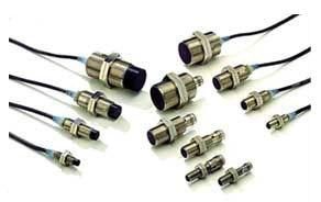 Cảm Biến Tiệm Cận E2A-M12KN08-WP-C1 OMRON