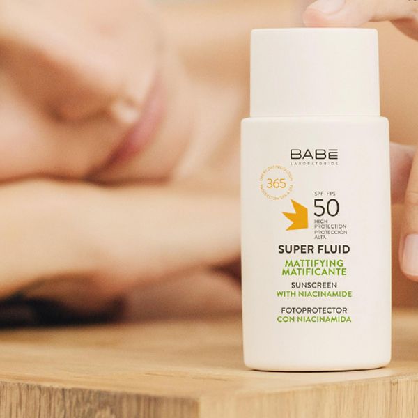 KEM CHỐNG NẮNG BABE SUPER FLUID MATTIFYING SUNCREEN SPF 50 50ML