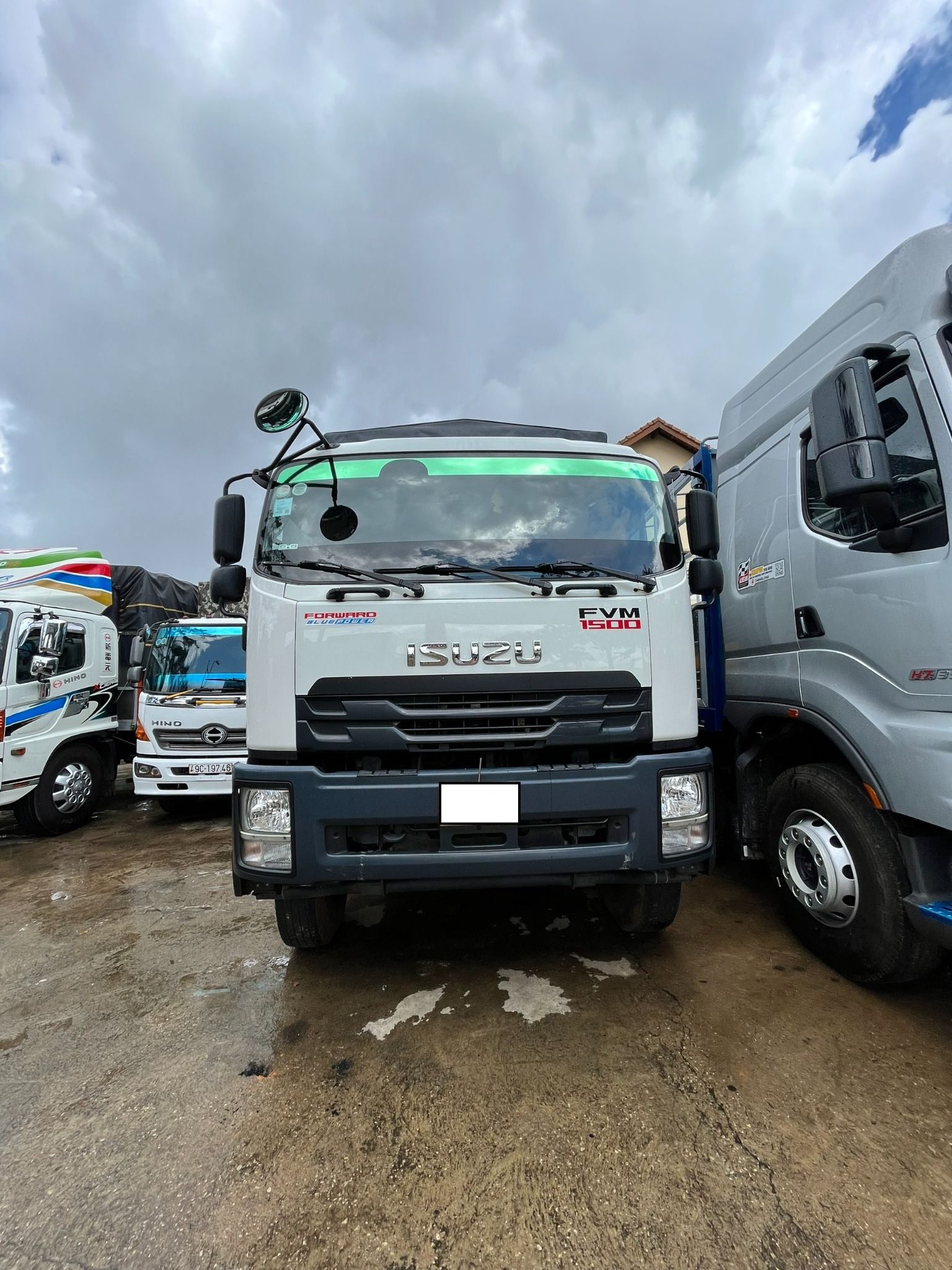 <b>(ĐÃ BÁN)<b> Xe tải ISUZU FVM 15 tấn , 3 chân, thùng 9m3 đời 2021 (Ô tô đã qua sử dụng)</b></b>