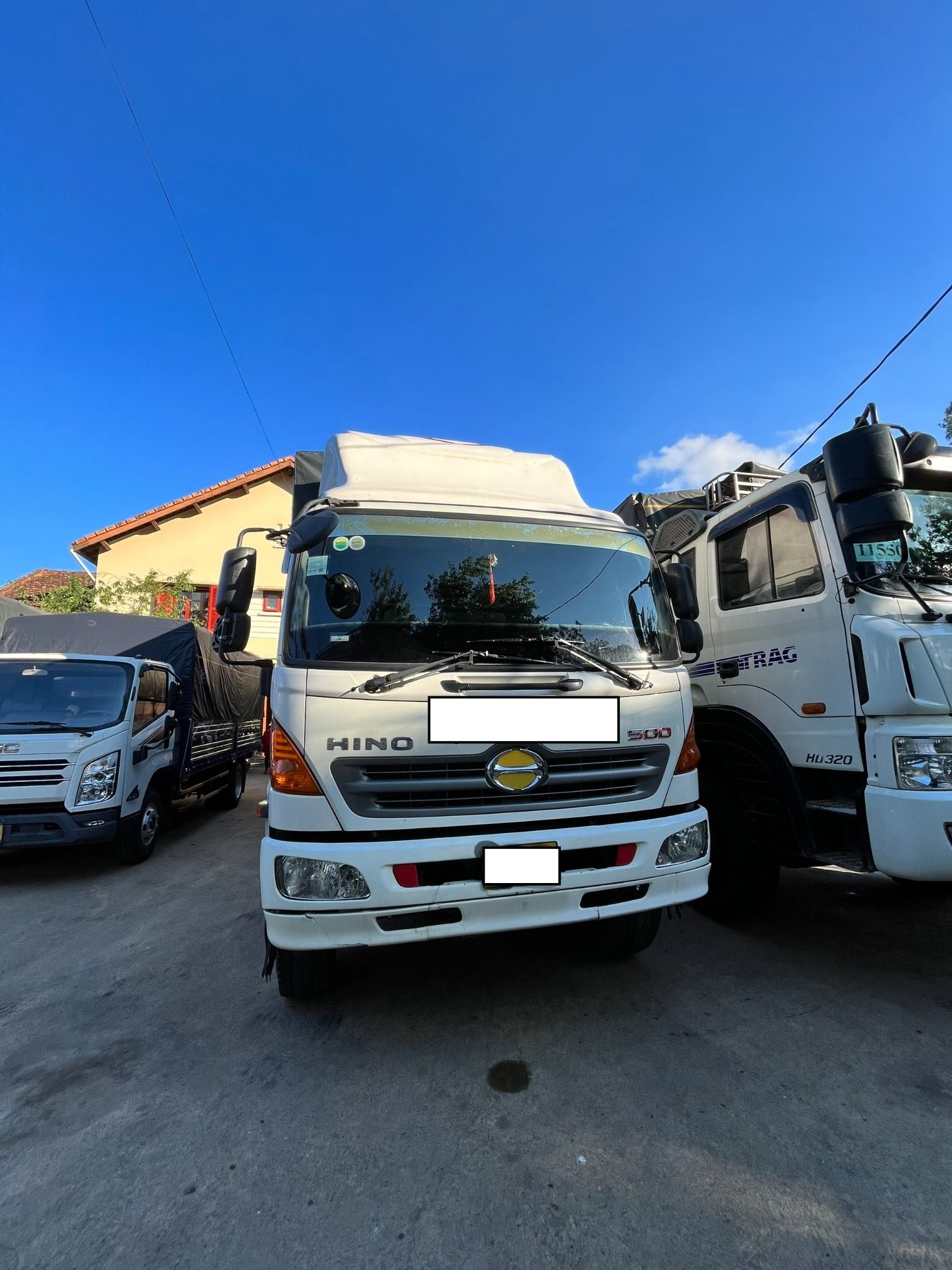 <b>(ĐÃ BÁN)<b> Xe Tải HINO FL 3 Chân 14 Tấn 2016 dk 2017 thùng 9 cao 4m (Ô tô đã qua sử dụng)</b></b>