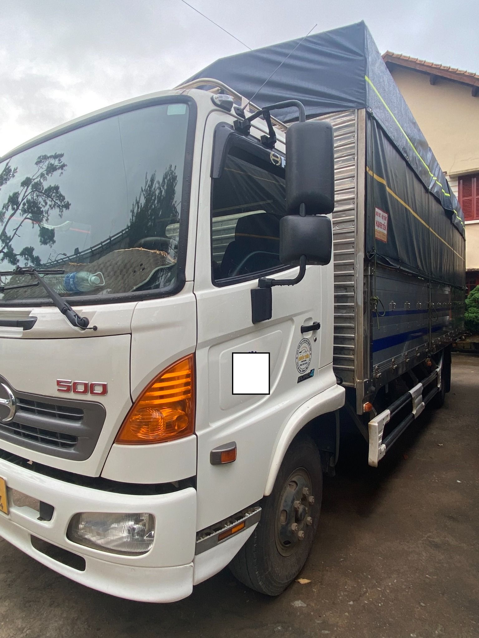 <b>(ĐÃ BÁN)<b> Xe Tải HINO FC 2 Chân 6,5 Tấn 2021 thùng 6m7 (Ô tô đã qua sử dụng)</b></b>