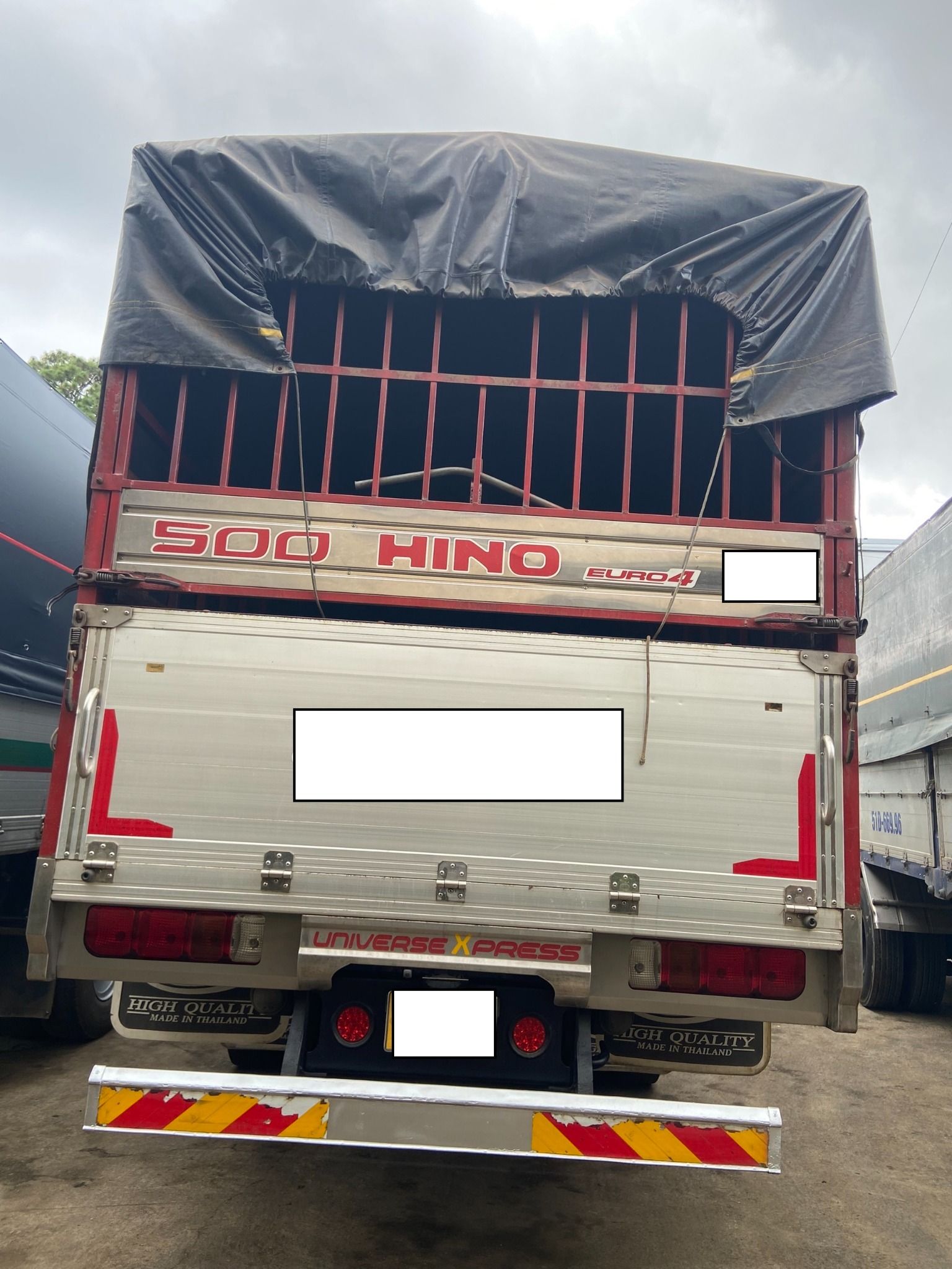 Xe Tải HINO FL 3 Chân 14 Tấn 2020 thùng 9 cao 4m (Ô tô đã qua sử dụng)