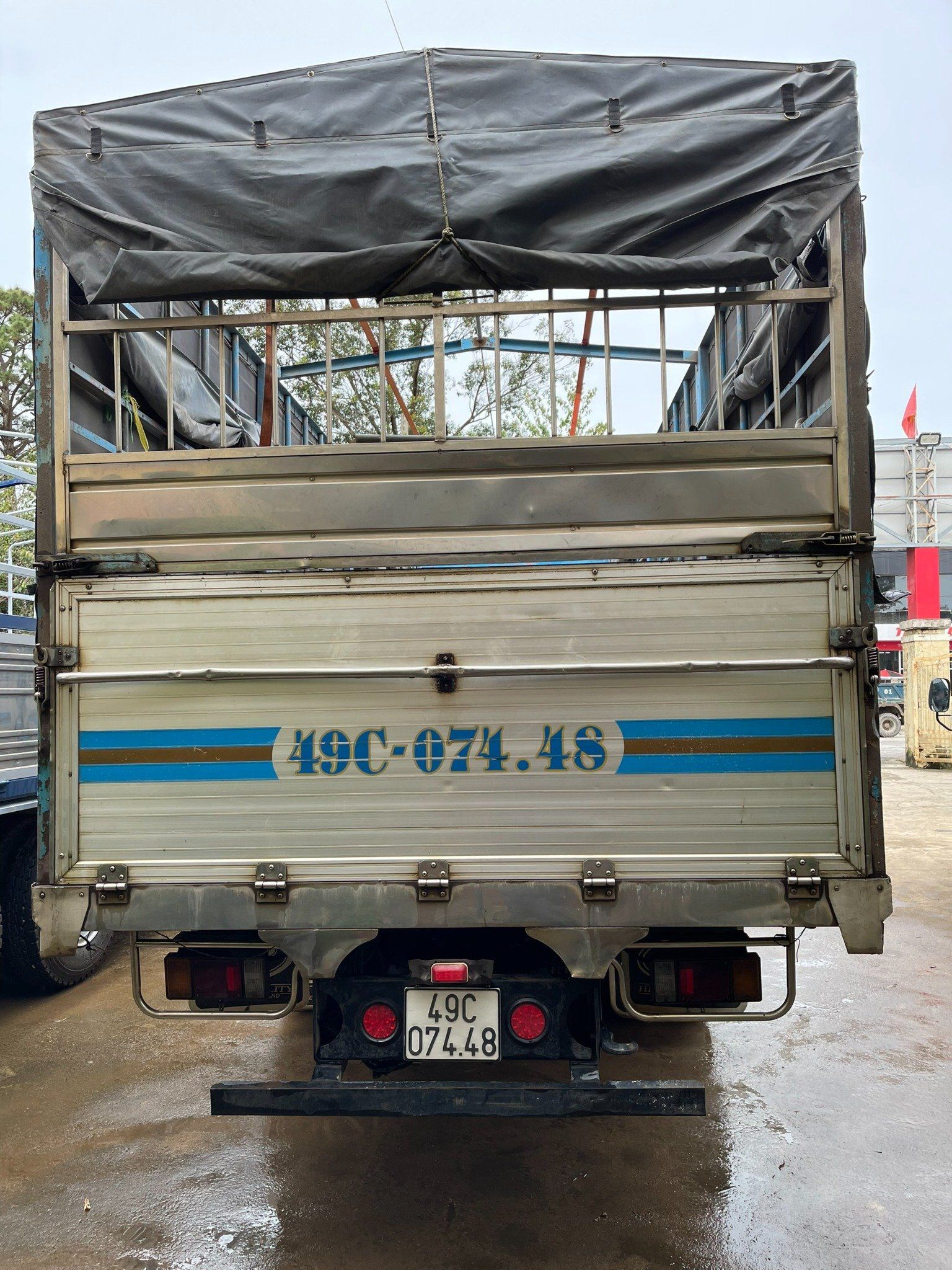 <b>(ĐÃ BÁN)<b> Xe tải ISUZU 15 tấn , 3 chân, thùng 9m5 đời 2014 (Ô tô đã qua sử dụng)</b></b>