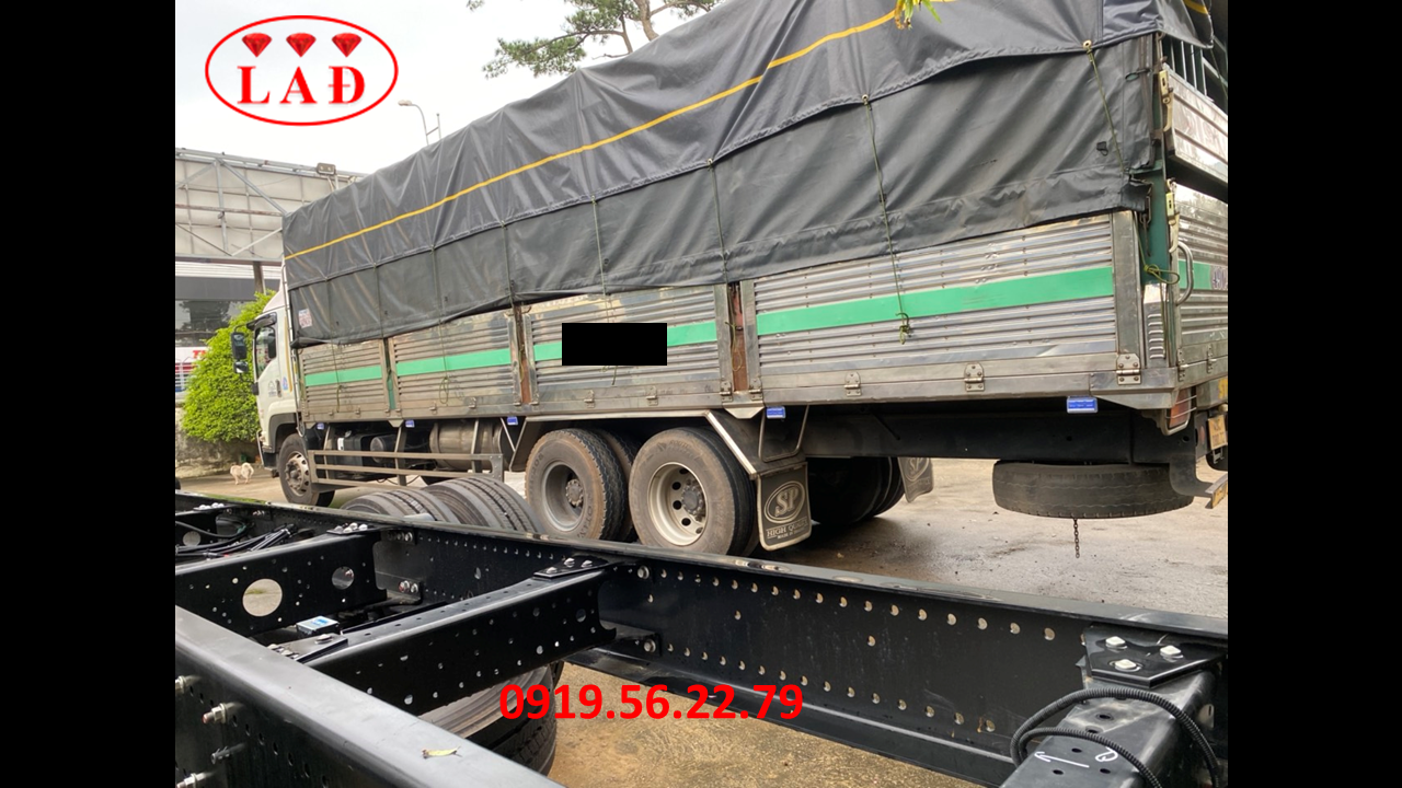 <b>(ĐÃ BÁN)<b> XE TẢI ISUZU FVM 1500 15 TẤN (Ô tô đã qua sử dụng)</b></b>