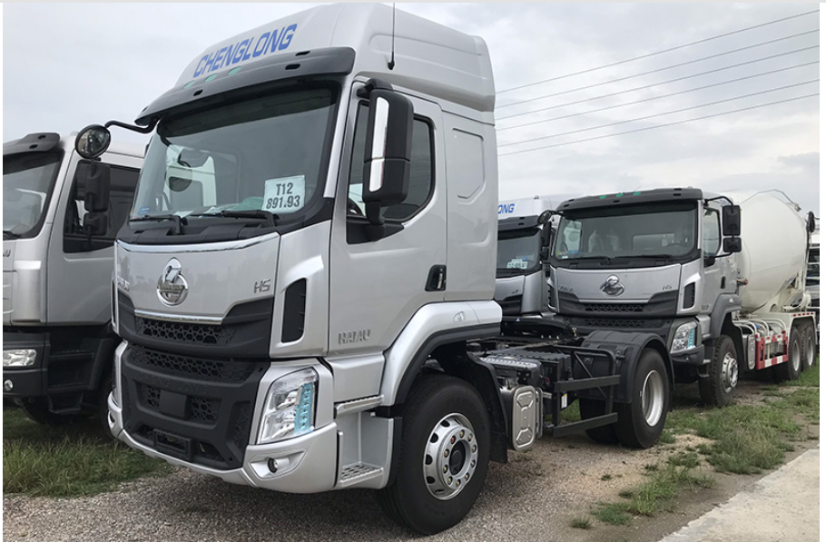 Xe Đầu Kéo CHENGLONG H5 4X2 270HP