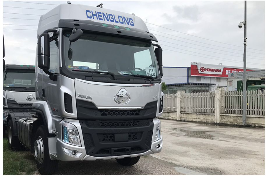  Xe Đầu Kéo CHENGLONG H5 4X2 270HP 