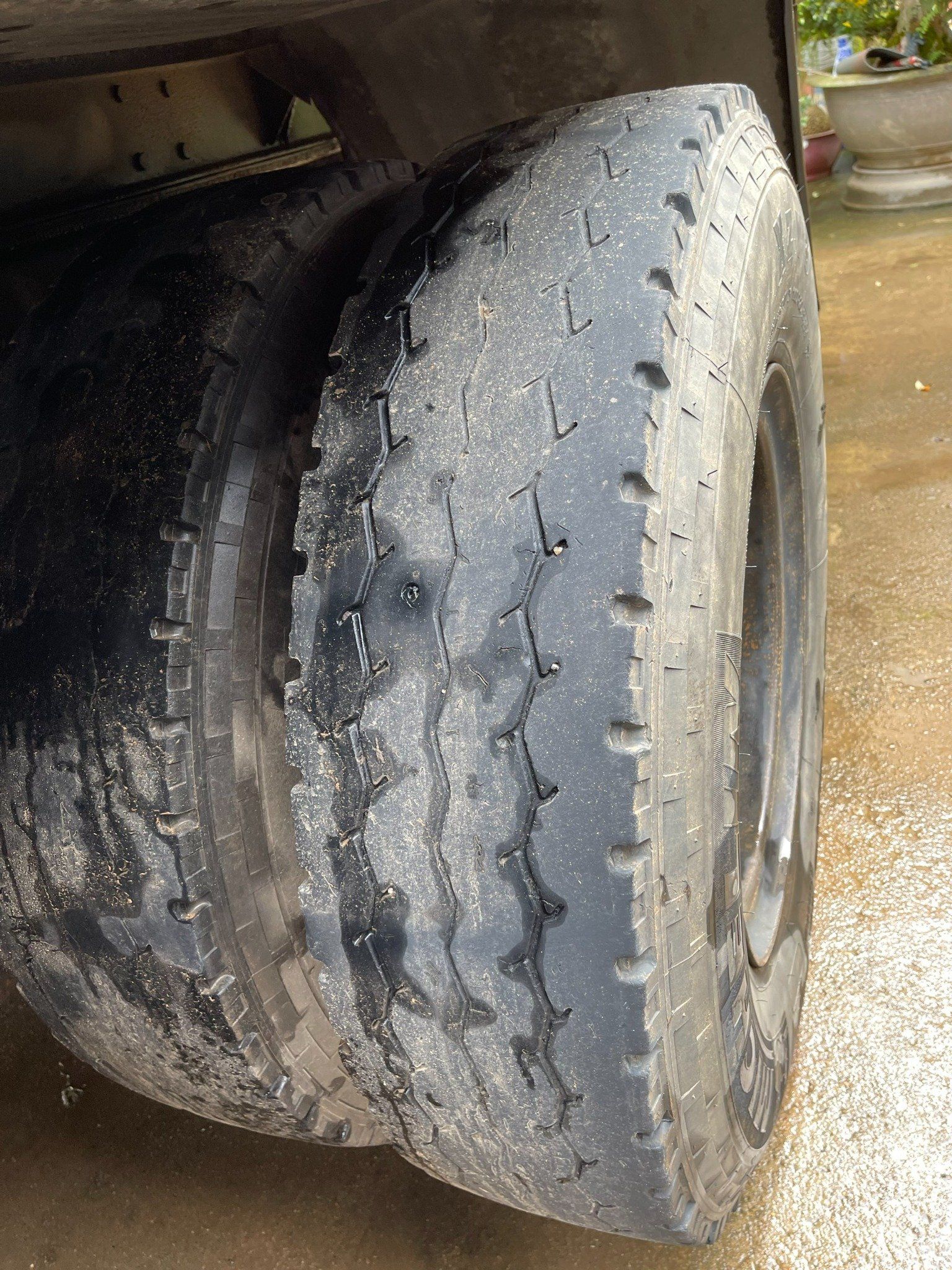 <b>(ĐÃ BÁN)<b> Xe tải ISUZU 15 tấn , 3 chân, thùng 9m5 đời 2014 (Ô tô đã qua sử dụng)</b></b>