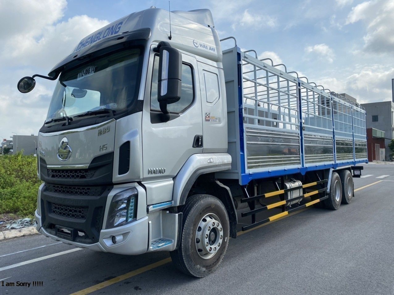 Xe tải chenglong 3 chân H5 (6X2R)