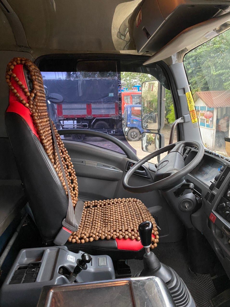 <b>(ĐÃ BÁN)<b> XE TẢI ISUZU FVM 1500 15 TẤN (Ô tô đã qua sử dụng)</b></b>
