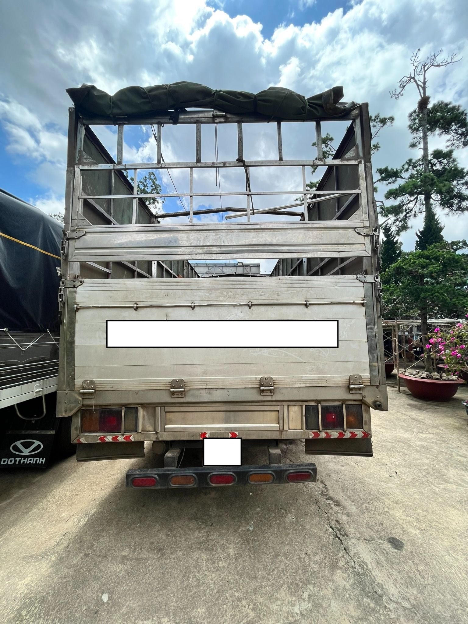 Xe Tải HINO FC 2 Chân 6,2 Tấn 2016 thùng 6m2 (Ô tô đã qua sử dụng)