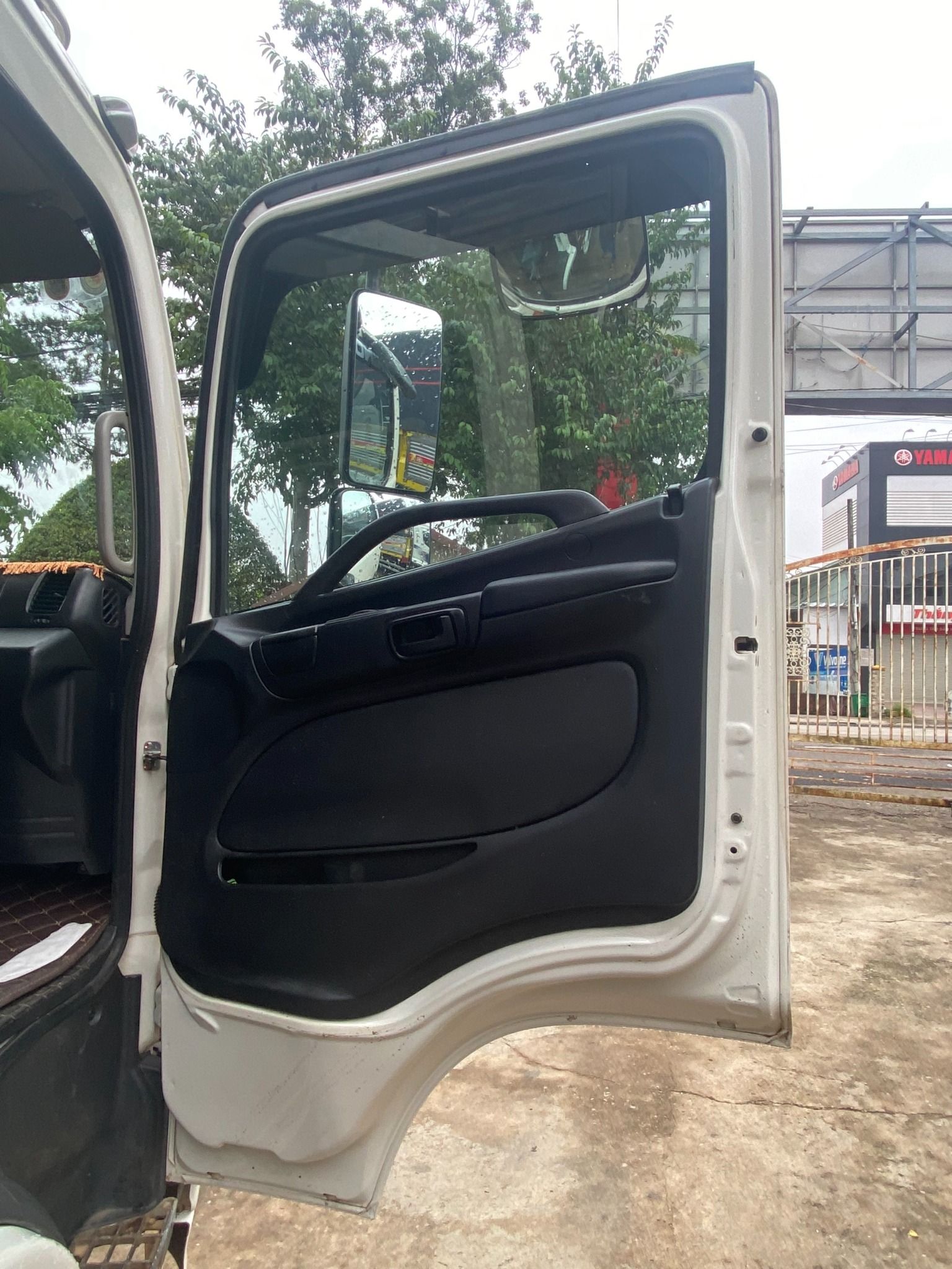 <b>(ĐÃ BÁN)<b> Xe Tải HINO FC 2 Chân 6,5 Tấn 2021 thùng 6m7 (Ô tô đã qua sử dụng)</b></b>