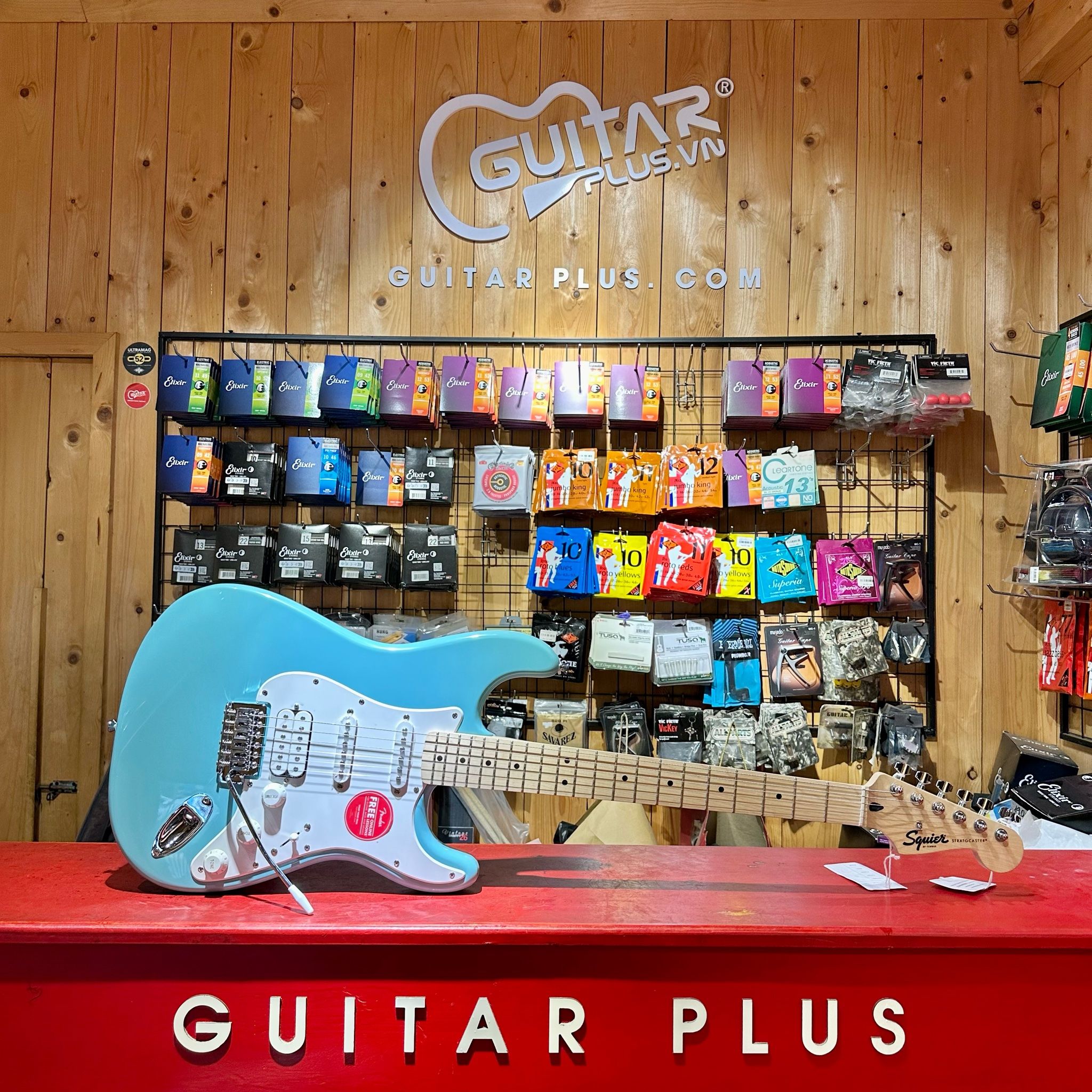 Guitar điện Squier Sonic Strat HSS Maple Tropical Turquoise
