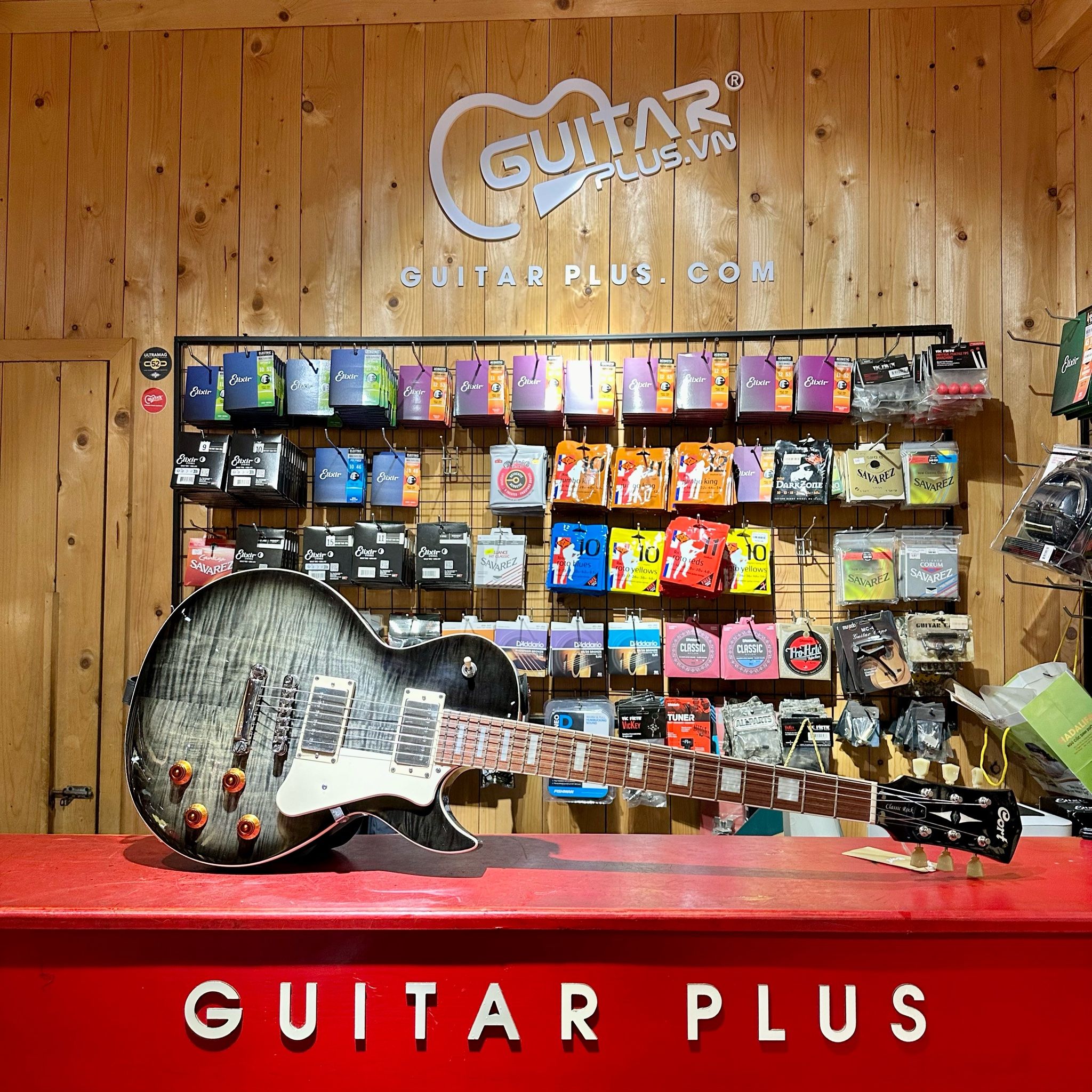 Guitar điện Cort CR250 Trans Black