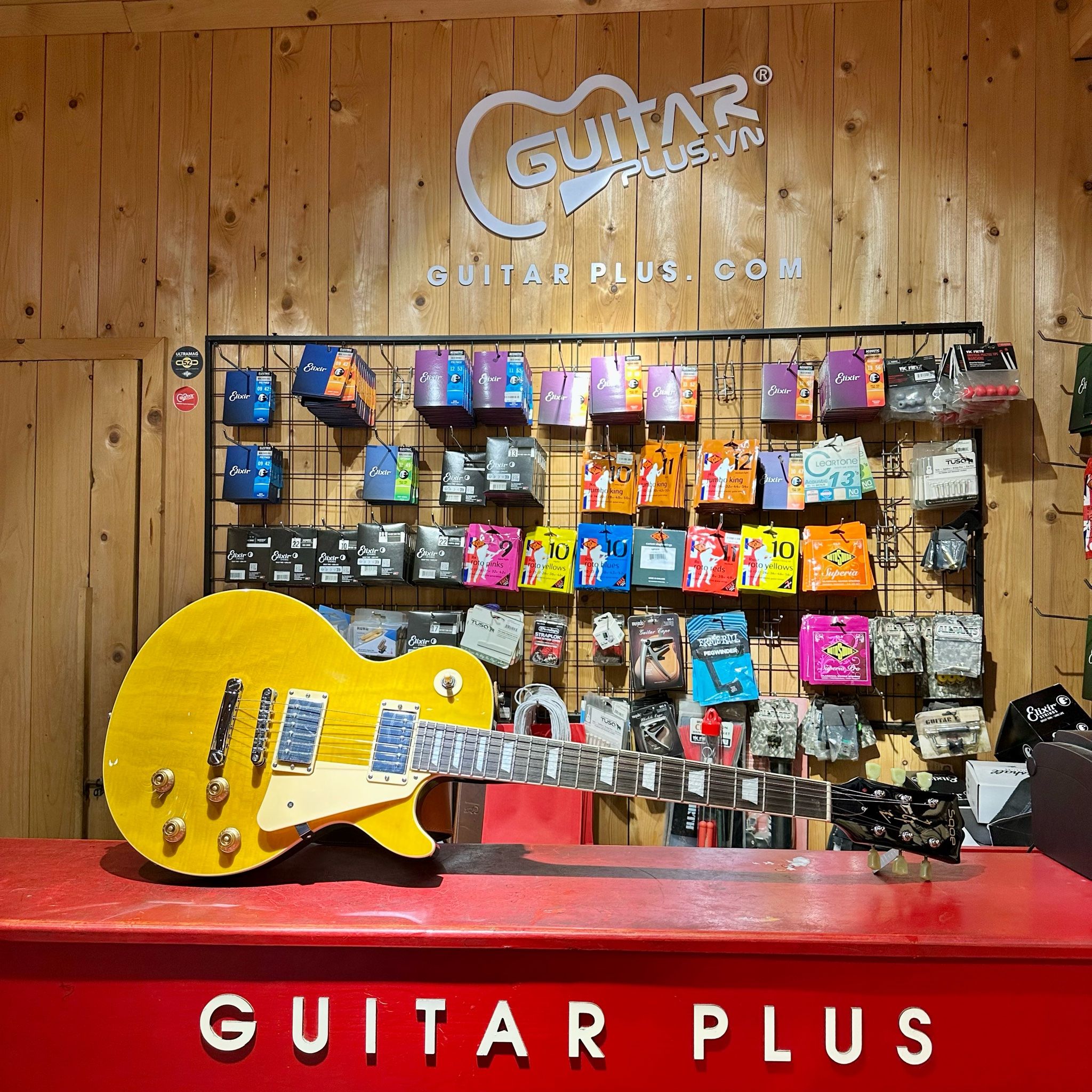 Guitar điện Sqoe SELP220 YO