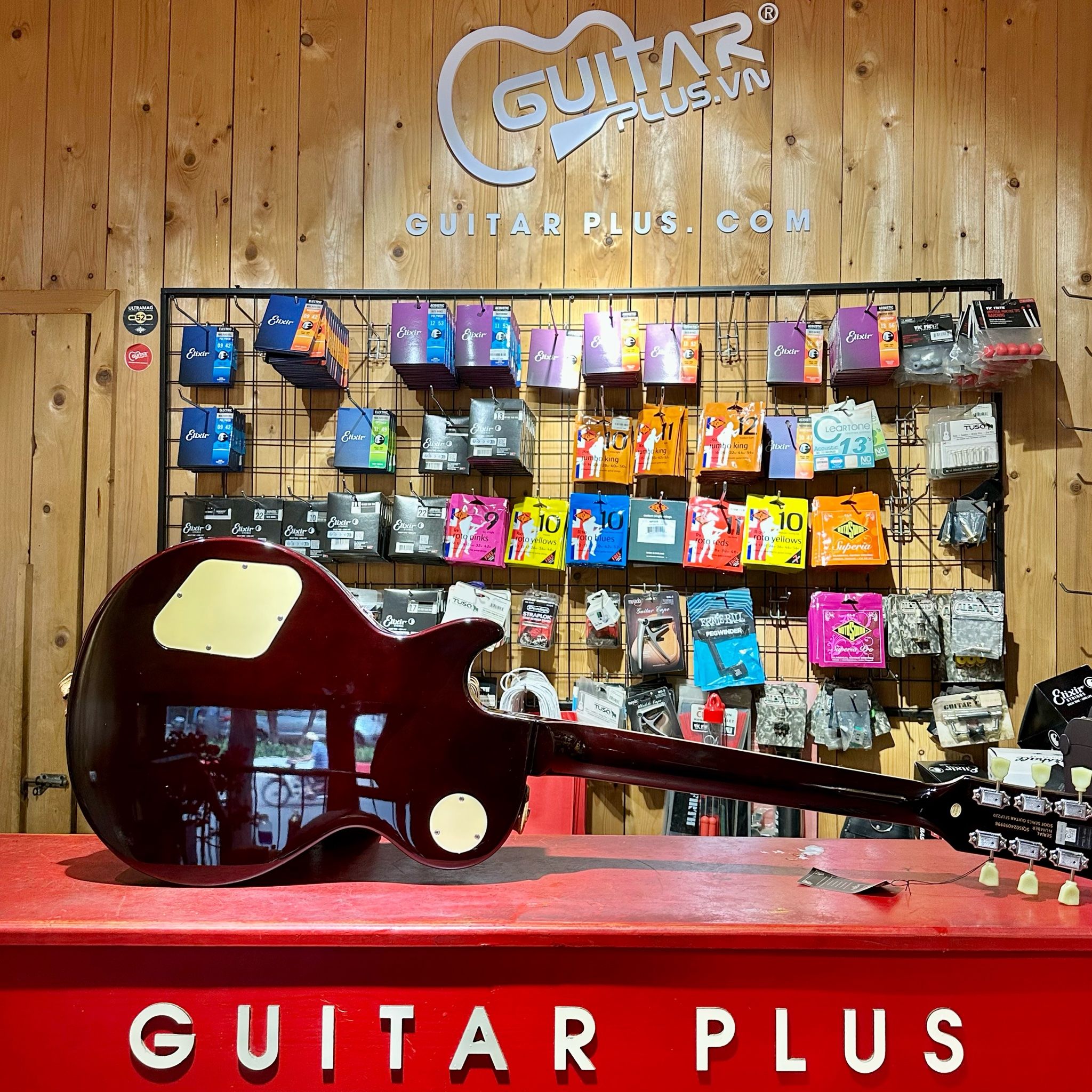 Guitar điện Sqoe SELP220 CB