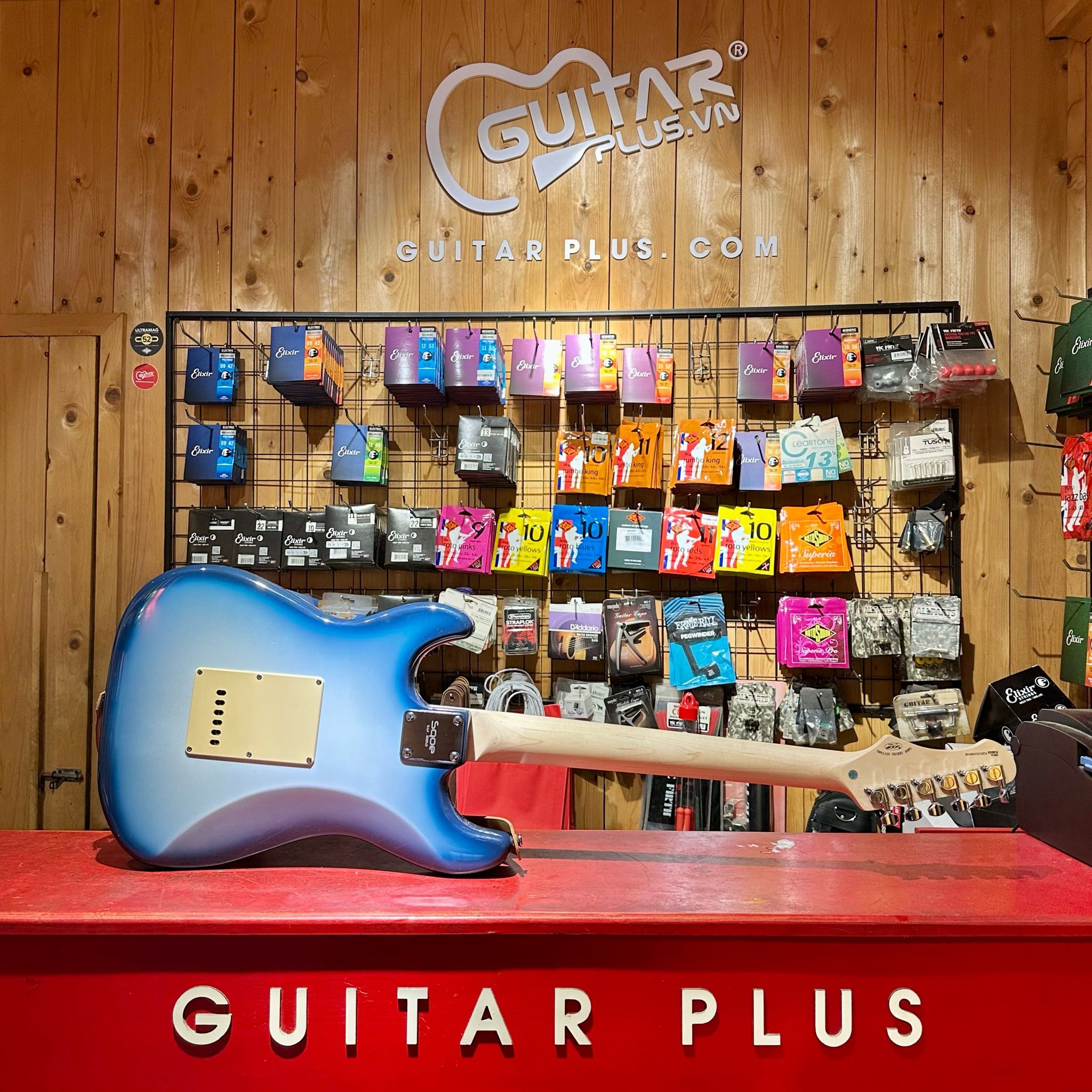 Guitar điện Sqoe SEST250 MBL