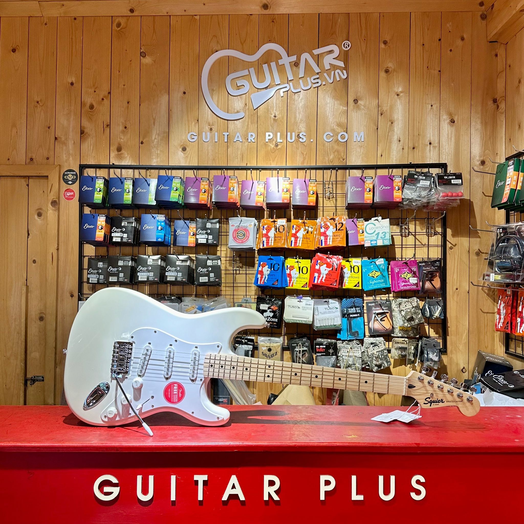 Guitar điện Squier Sonic Strat SSS Maple Arctic White