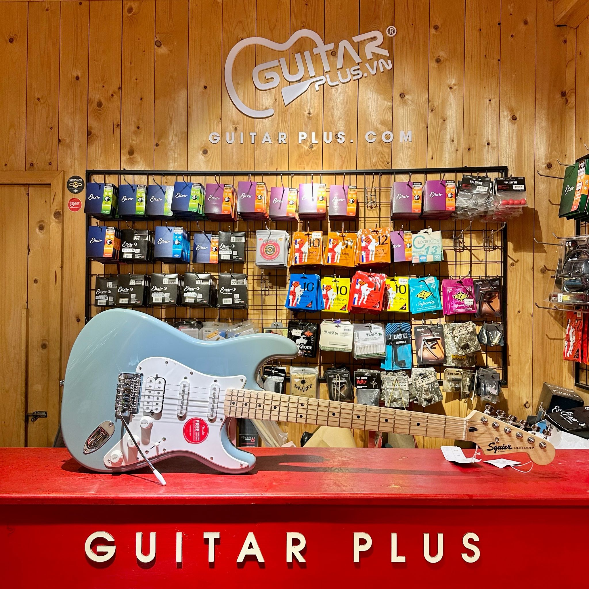 Guitar điện Squier Sonic Strat HSS Maple Sonic Gray