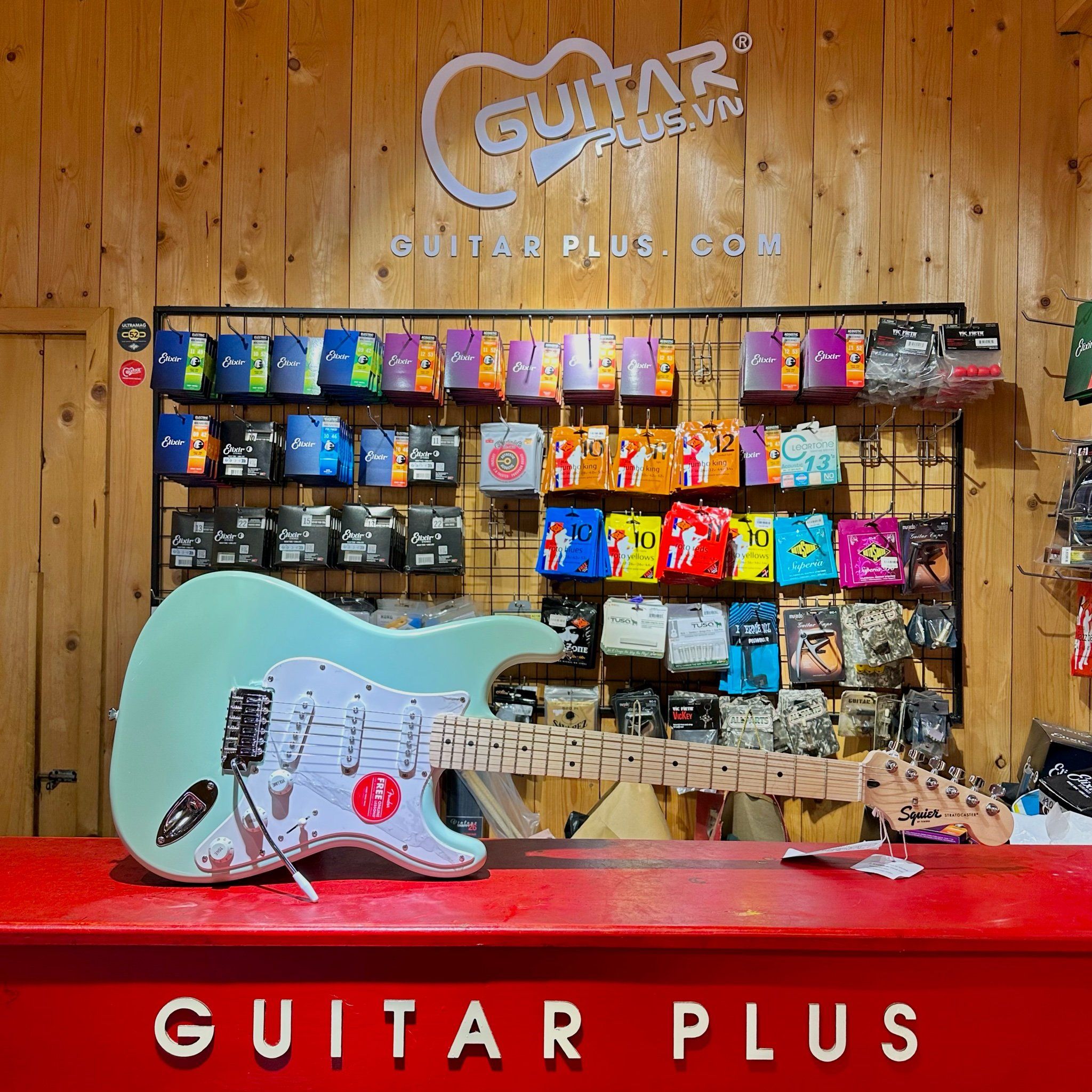 Guitar điện Squier Sonic Strat SSS Maple Surf Green