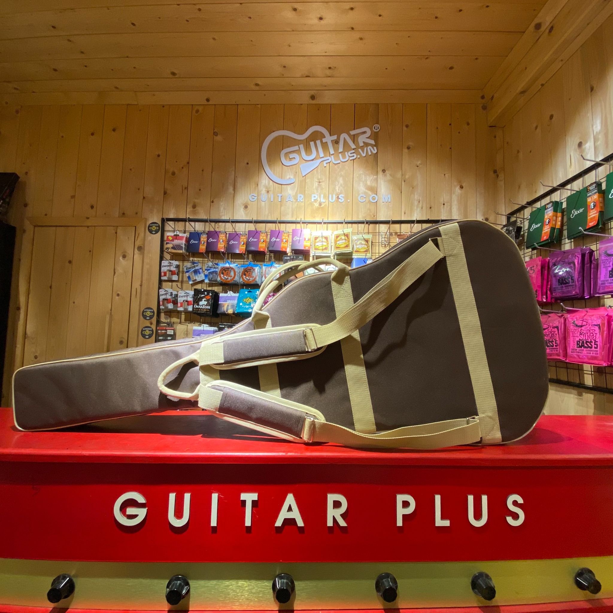 GuitarPlus GB-8 Acoustic - Brown