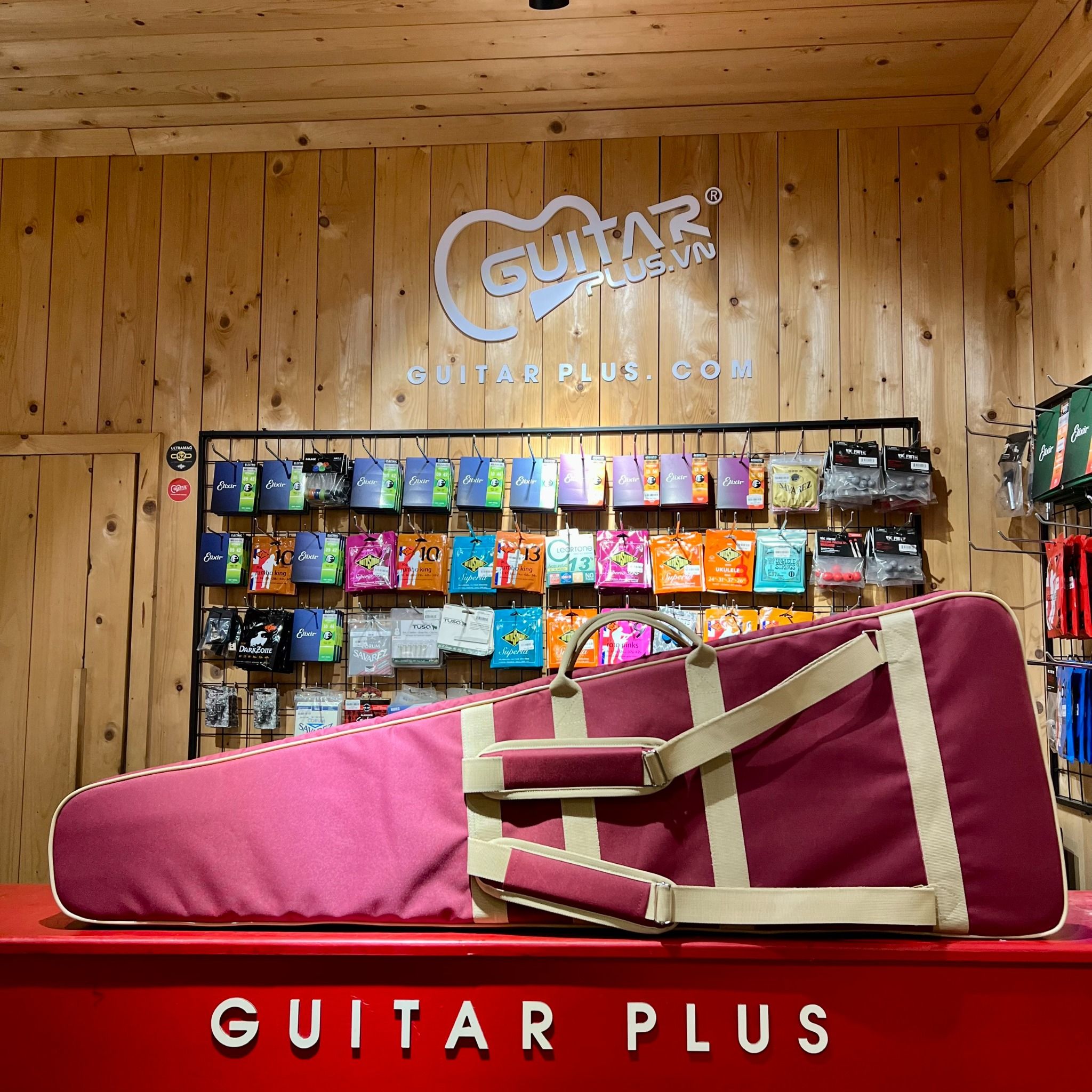 GuitarPlus GB-8 Bass - Red