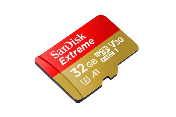  SanDisk Extreme microSD Card 32GB 