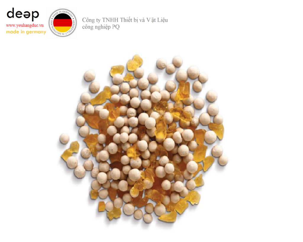 Hóa chất Molecular sieve 0.3 nm beads, with moisture indicator ~ 2 mm / ~ 10 mesh Merck 1057341000 (Chai nhựa 1 kg) DEEP52 https://yeuhangduc.vn/