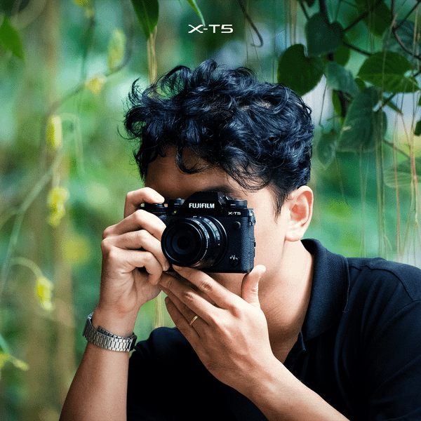 FUJIFILM X-T5 (Tặng Thẻ nhớ 128GB V60 + Pin W235)