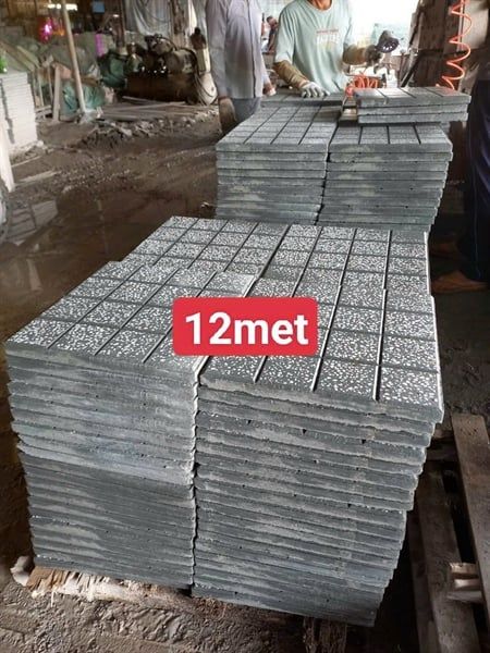 40*40 gạch vĩa hè 36 ô vuông xám