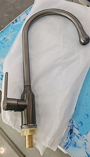 vòi lạnh mờ ca516 royalcary