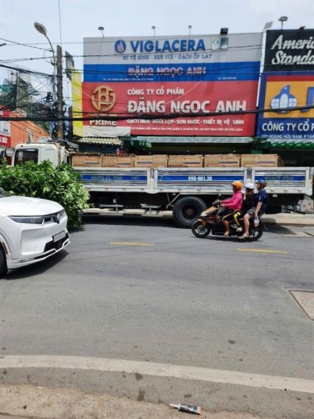 men mờ 30*60 RM3601D Gạch ốp tường Điểm royal (th6/1.08m)