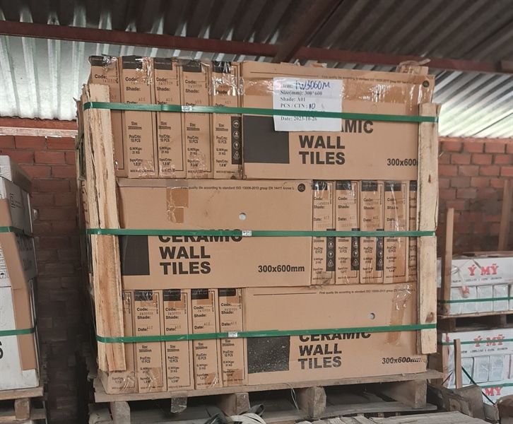 30*60 W3060M Gạch ốp tường trắng trơn men mờ xương trắngShija (T=10V=1.8M)