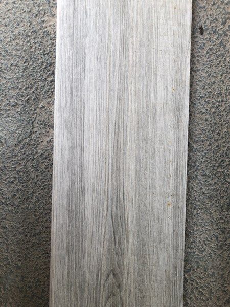 Gach lát nền 1580 vân gỗ mikado