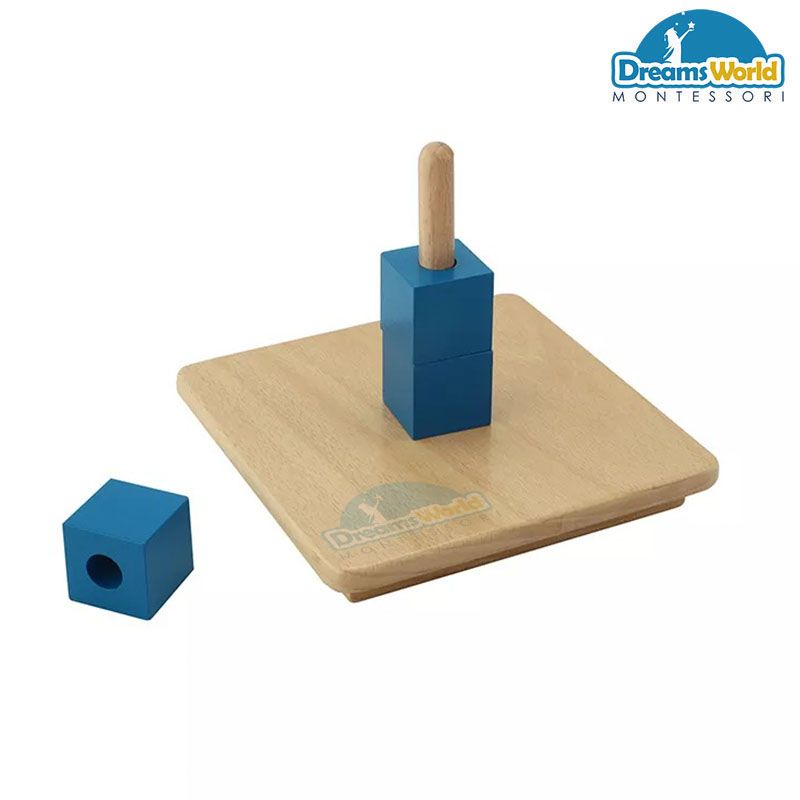 Giáo Cụ Montessori - 4 khối lập phương trên trục thẳng - Cubes on Vertical Dowel-beech basic
