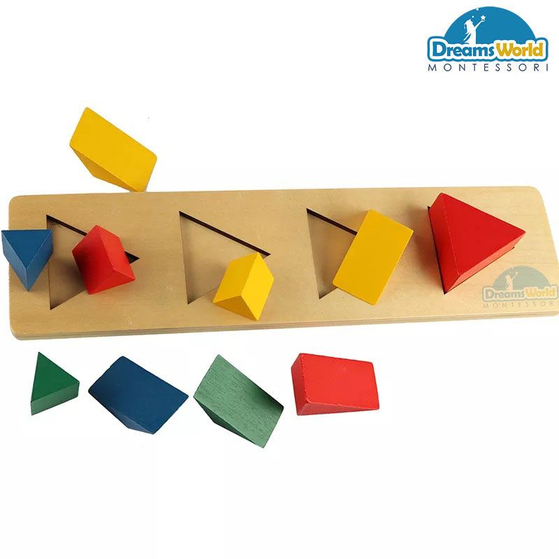 Giáo Cụ Montessori - Hình tam giác màu trên 4 chốt - coloured triangles on 4 pegs