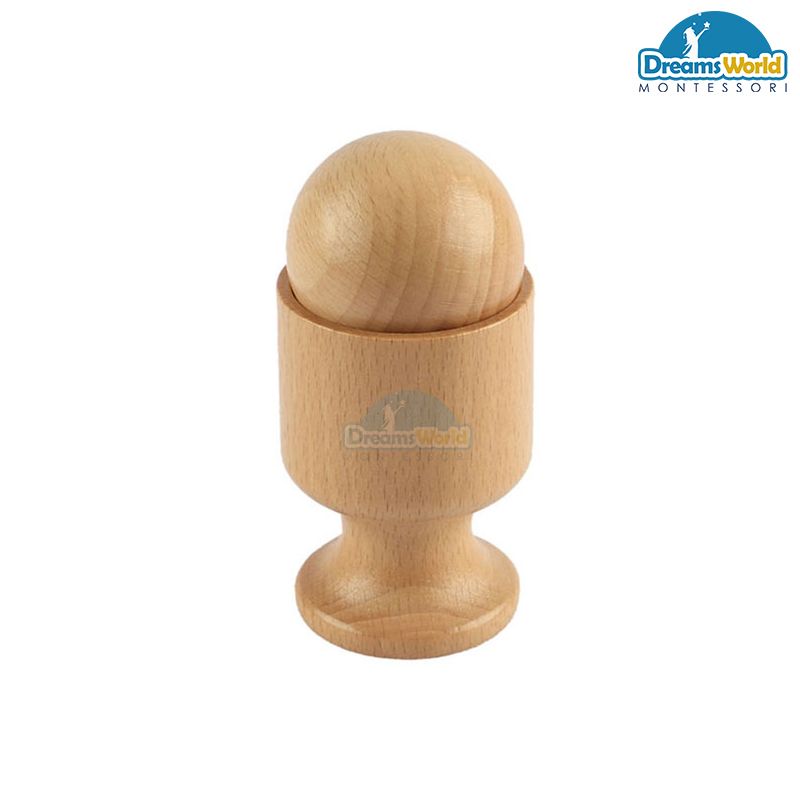 Giáo Cụ Montessori - Quả bóng gỗ và chiếc cốc - Wooden Ball with a cup