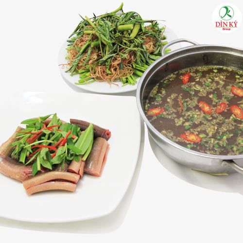 Lẩu Lươn Nấu Bắp Chuối