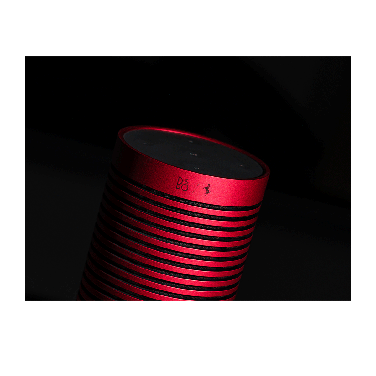 Loa di động B&O Beosound Explore Ferrari Edition