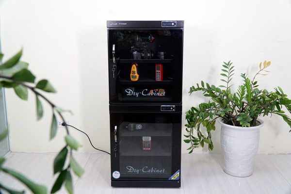 Tủ chống ẩm Fujie DHC 200 (200 lít) - Chính hãng