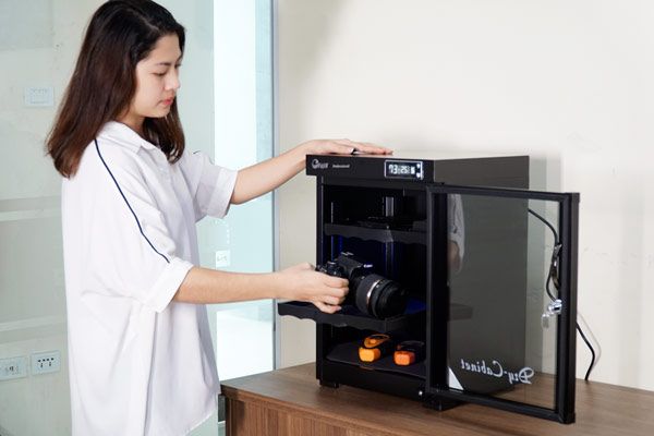 Tủ chống ẩm Fujie DHC 040 (40 lít) - Chính hãng