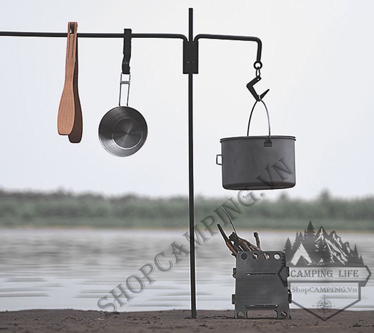 Giá treo đồ và treo đèn glamping