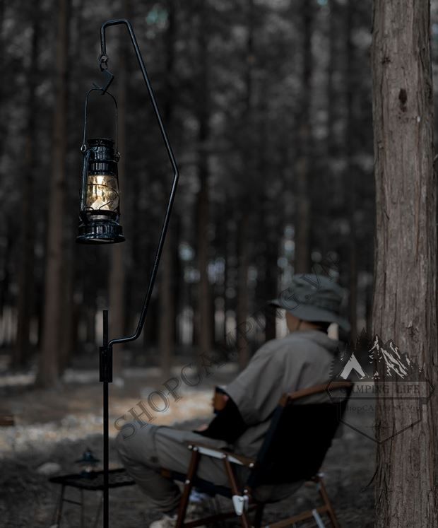 Giá treo đồ và treo đèn glamping