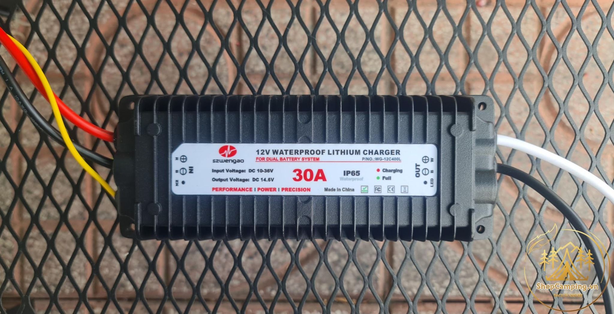 Bộ sạc Pin Lithium Lifepo4 12v DC to 14.6v DC không thấm nước dành cho oto