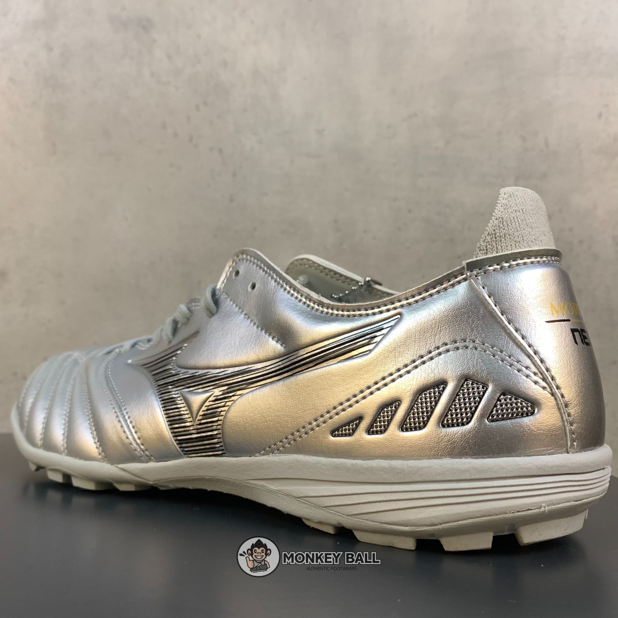 Mizuno Morelia Neo 3 Pro AS TF - P1GD218403 - Bạc