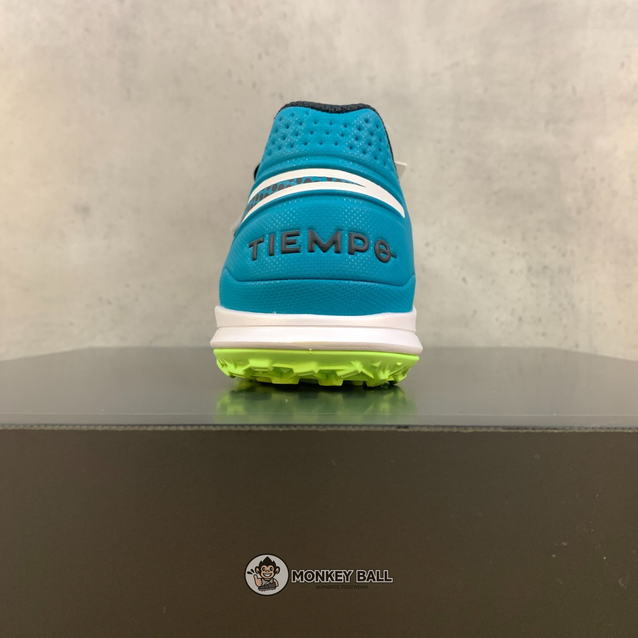 Nike Tiempo 8 Legend Academy TF