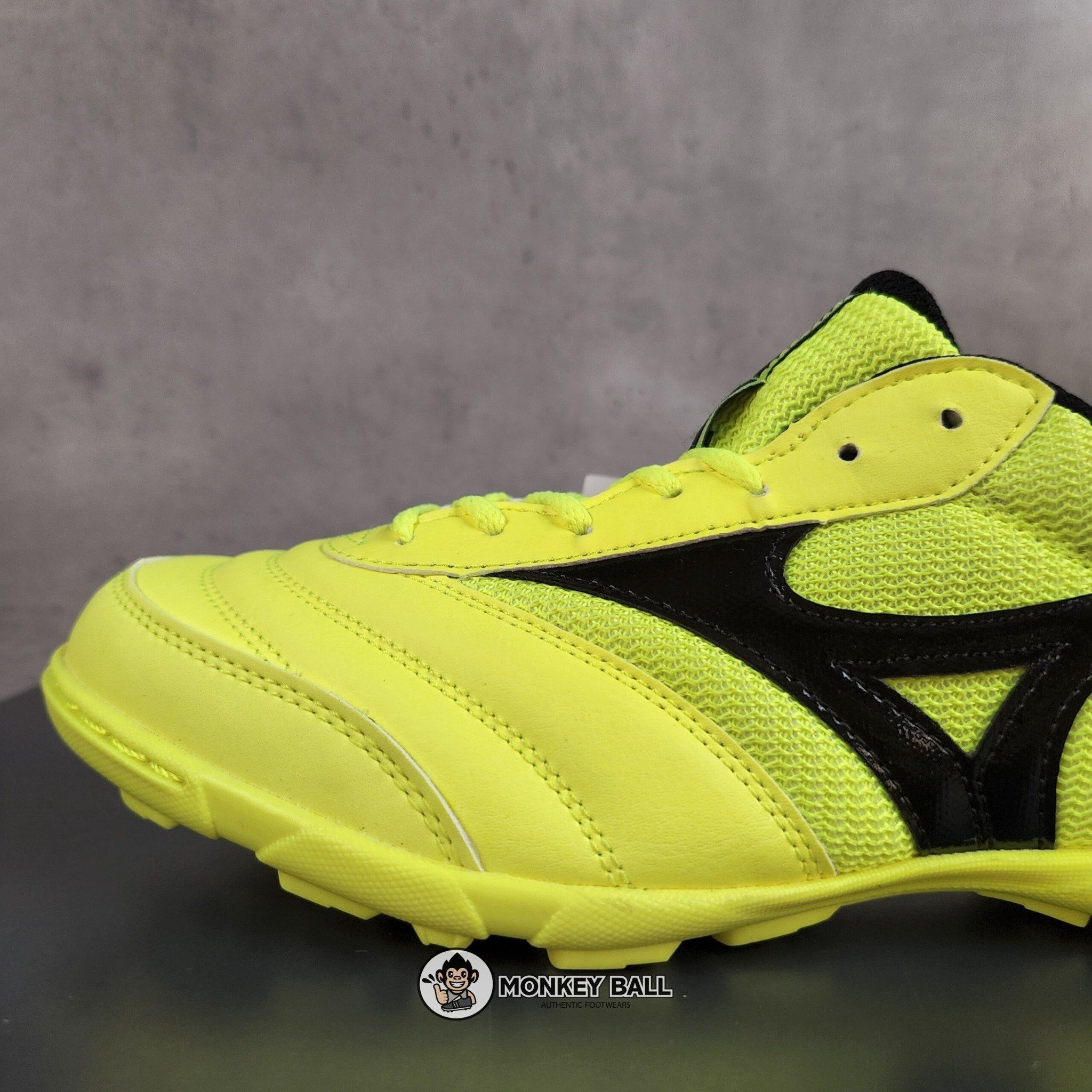 Mizuno Morelia Sala Club TF - Q1GB220345 - Vàng/Đen