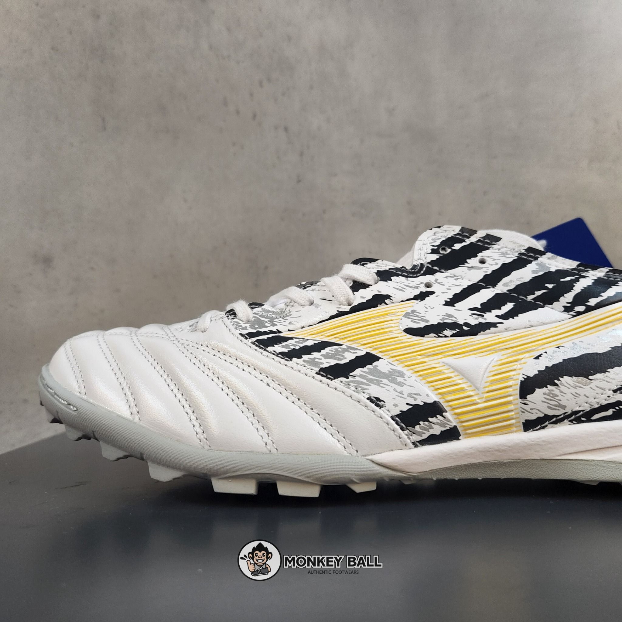 Mizuno Morelia Neo 3 Pro As - P1GD228446 - Bạch Hổ / Trắng / Đen