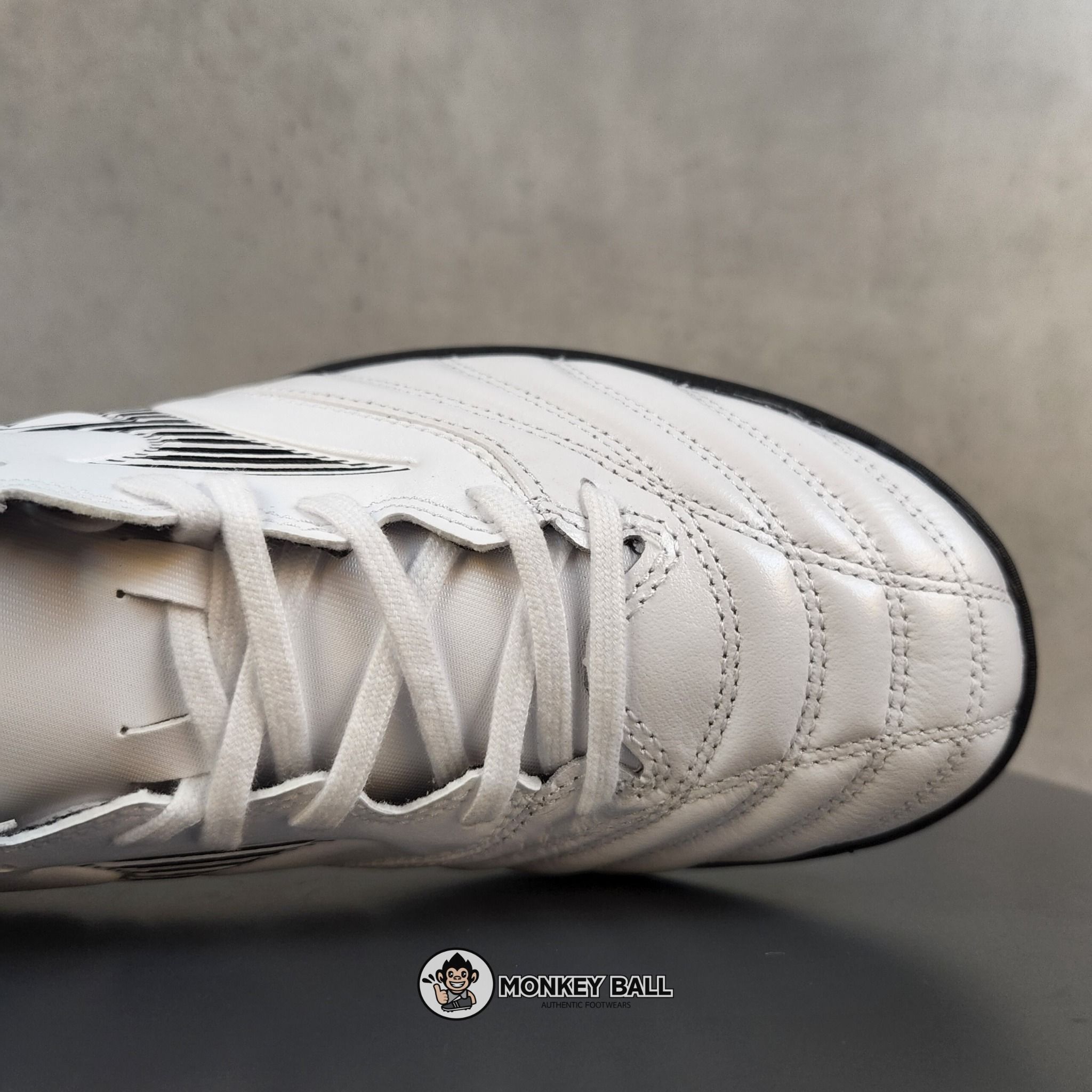 Mizuno Morelia Neo 3 Pro As - Q1GD228409 - Trắng / Đen / Đỏ