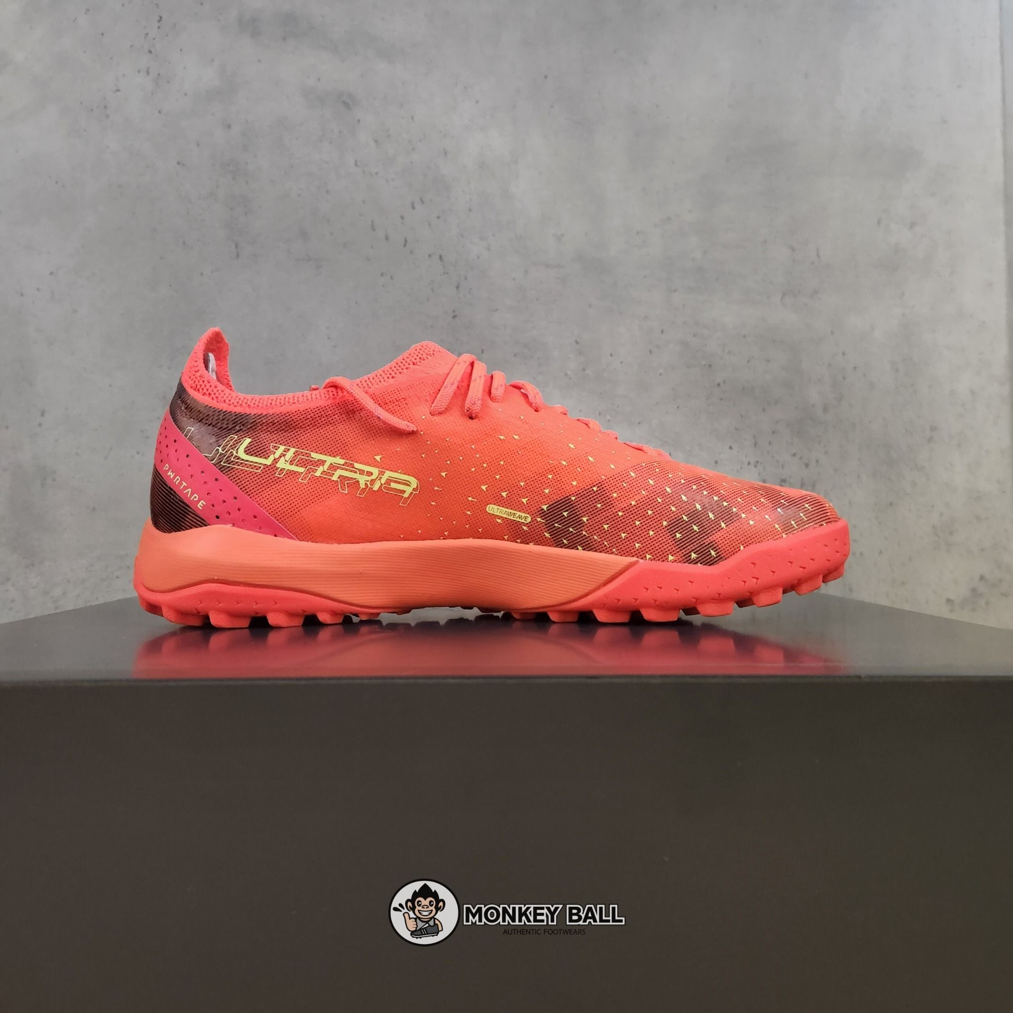 Puma Ultra Ultimate Cage